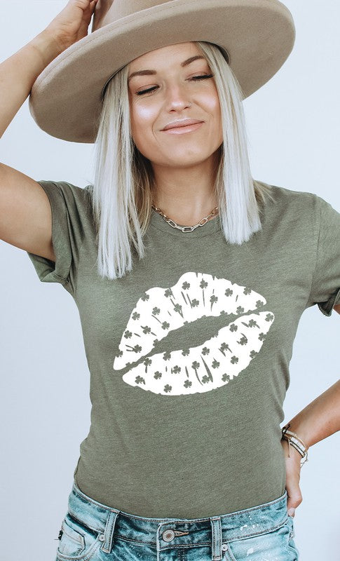 Shamrock Print Kiss St Patricks Graphic Tee